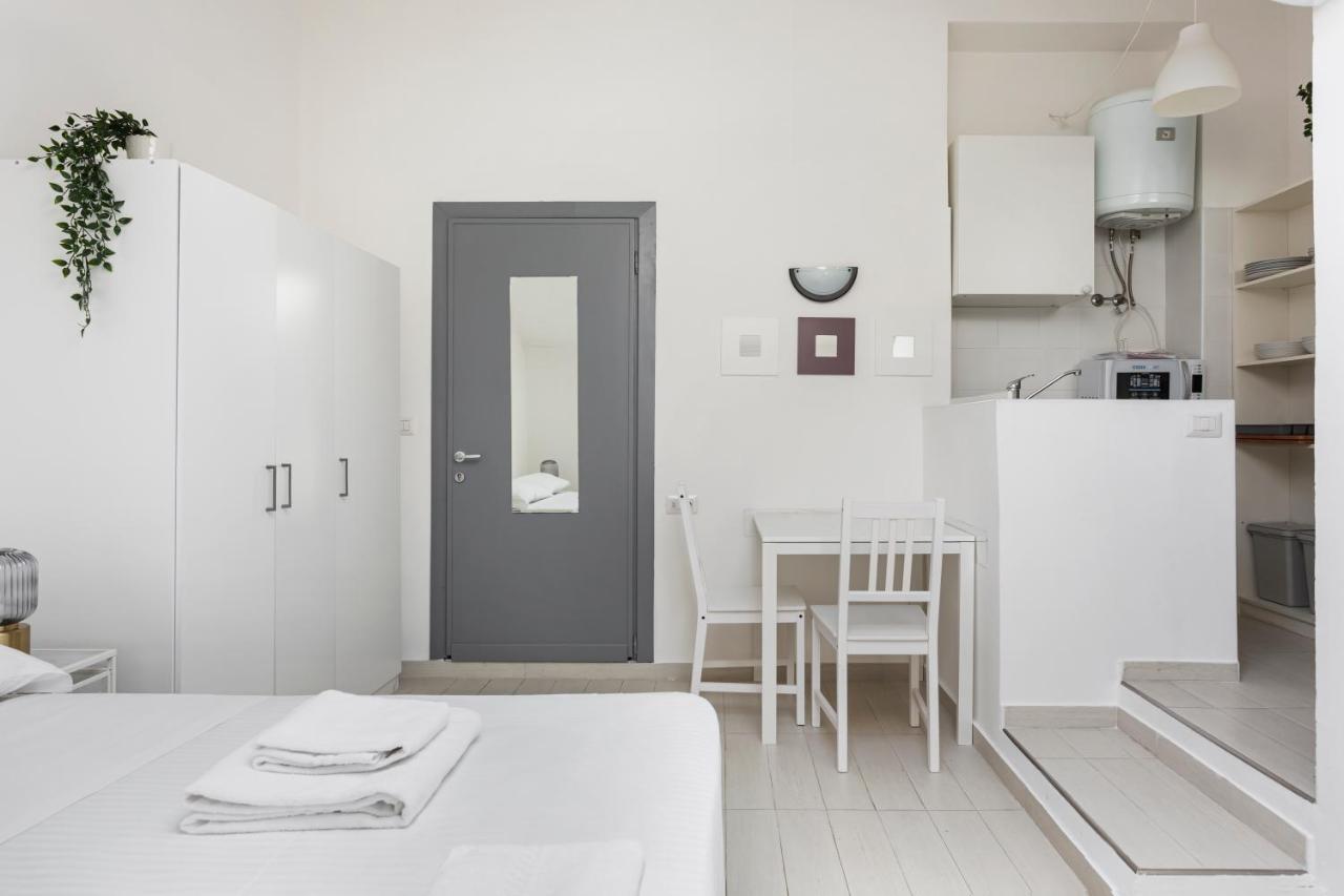 Апартаменты Studio Apt - Duomo 6 Милан Экстерьер фото